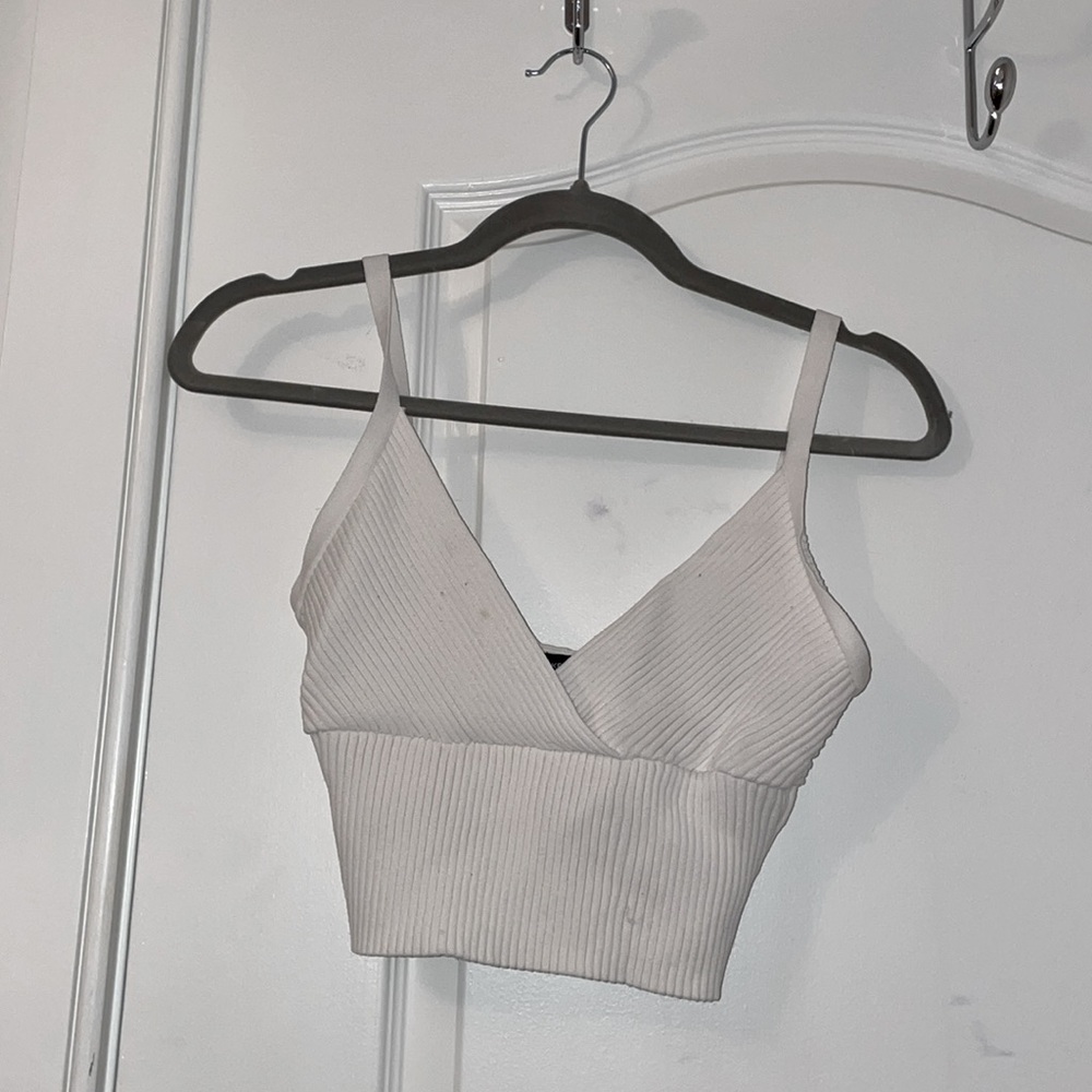 Kendall and kylie White cross front tank top